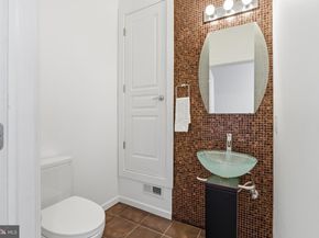 832 N 20TH Street, Philadelphia PA 19130