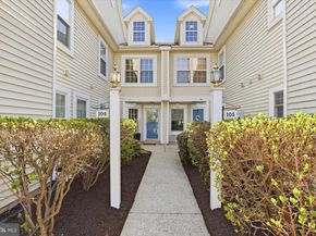 105 Strawberry Court, Warwick PA 18974