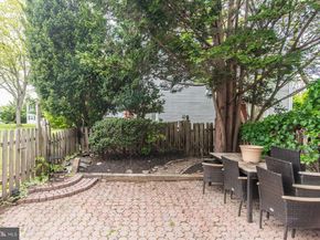 6 Taylors Way, Southampton PA 18966