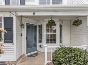 6 Taylors Way, Southampton PA 18966