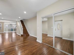 6221 Gardenia Street, Philadelphia PA 19144