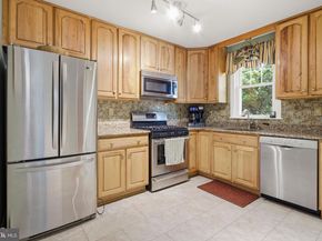 43 Lownes Lane, Springfield PA 19064