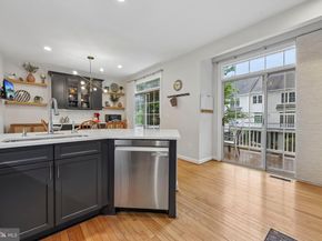 125 Carter Court SW, Vienna VA 22180