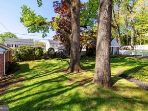 2134 Benezet Road, Abington PA 19001