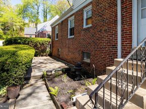 2134 Benezet Road, Abington PA 19001