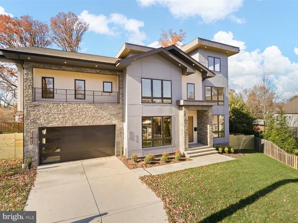 616 Gibson Circle SW, Vienna VA 22180