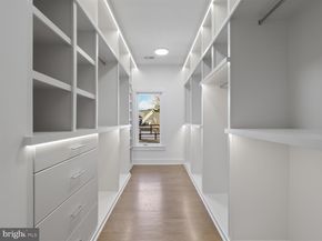 616 Gibson Circle SW, Vienna VA 22180