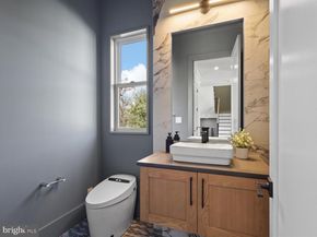 616 Gibson Circle SW, Vienna VA 22180