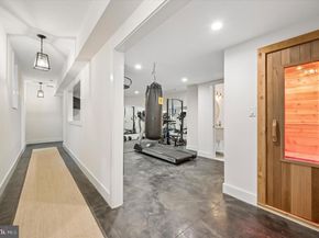 101 Hampton Lane, Blue Bell PA 19422