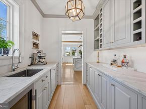 101 Hampton Lane, Blue Bell PA 19422