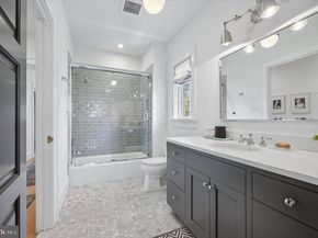 101 Hampton Lane, Blue Bell PA 19422