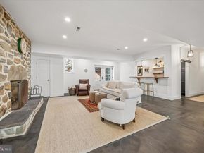 101 Hampton Lane, Blue Bell PA 19422