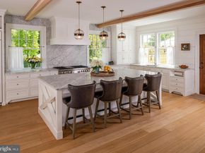 101 Hampton Lane, Blue Bell PA 19422