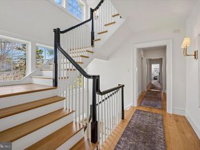 101 Hampton Lane, Blue Bell PA 19422
