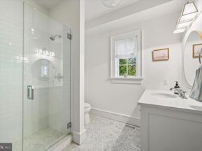101 Hampton Lane, Blue Bell PA 19422
