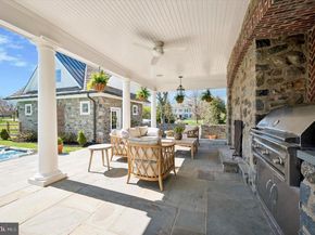 101 Hampton Lane, Blue Bell PA 19422