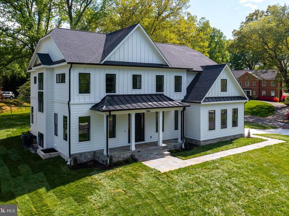 7604 Charleston Drive, Bethesda MD 20817