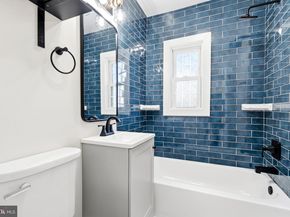 2621 S Four Mile Run Drive, Arlington VA 22206