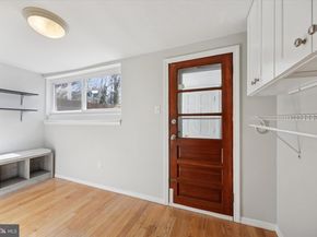 135 East Street, Philadelphia PA 19127