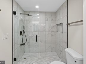 4246 15TH Street N, Arlington VA 22207