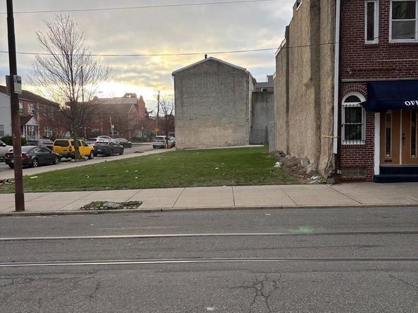 838-840 N 12TH Street, Philadelphia PA 19123