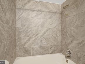 2904 Kings Chapel Road 05/16, Falls Church VA 22042