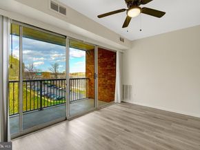 2904 Kings Chapel Road 05/16, Falls Church VA 22042