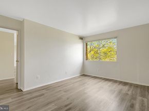 2904 Kings Chapel Road 05/16, Falls Church VA 22042
