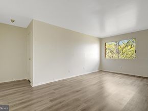 2904 Kings Chapel Road 05/16, Falls Church VA 22042