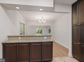 3231 Sutton Place NW D, Washington DC 20016