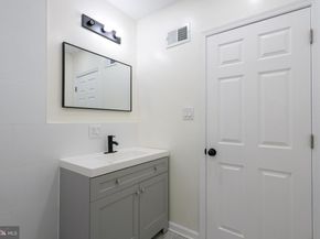 1236 E Moyamensing Avenue, Philadelphia PA 19147