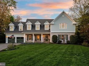 1301 Kingston Avenue, Alexandria VA 22302