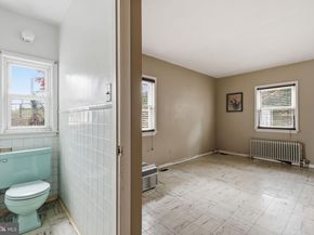 353 Hermitage Street, Philadelphia PA 19128