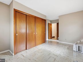 353 Hermitage Street, Philadelphia PA 19128