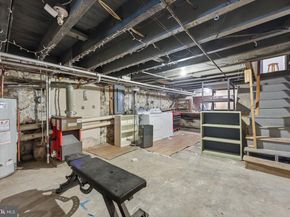 353 Hermitage Street, Philadelphia PA 19128