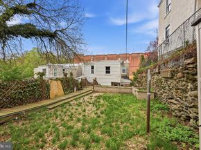353 Hermitage Street, Philadelphia PA 19128