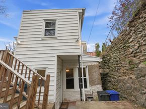 353 Hermitage Street, Philadelphia PA 19128
