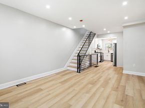 2040 Fernon Street, Philadelphia PA 19145