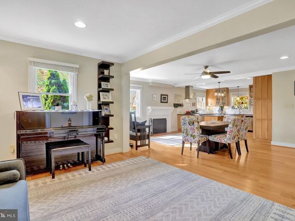 2000 N George Mason Drive, Arlington VA 22205