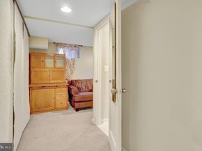 2000 N George Mason Drive, Arlington VA 22205