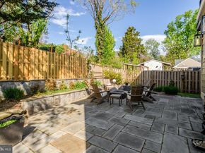 2000 N George Mason Drive, Arlington VA 22205