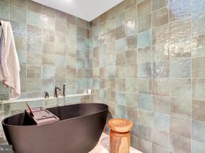 2000 N George Mason Drive, Arlington VA 22205