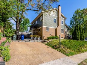 2000 N George Mason Drive, Arlington VA 22205