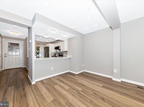 106 Charing Court, Sterling VA 20164