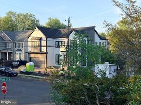 1110 Hillcrest Drive SW, Vienna VA 22180