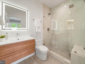 1110 Hillcrest Drive SW, Vienna VA 22180