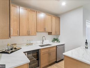 1110 Hillcrest Drive SW, Vienna VA 22180