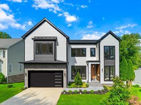 1110 Hillcrest Drive SW, Vienna VA 22180