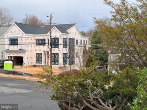 1110 Hillcrest Drive SW, Vienna VA 22180