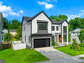 1110 Hillcrest Drive SW, Vienna VA 22180